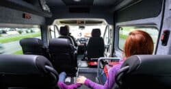 Location d’un minibus avec chauffeur quels sont les avantages