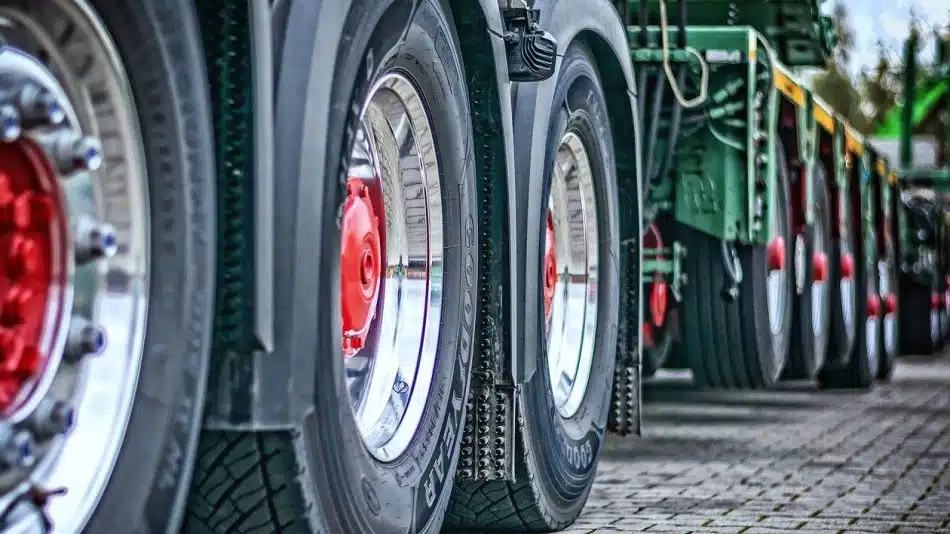 Dépannage pour poids lourds : que peut-on régler sur place ?