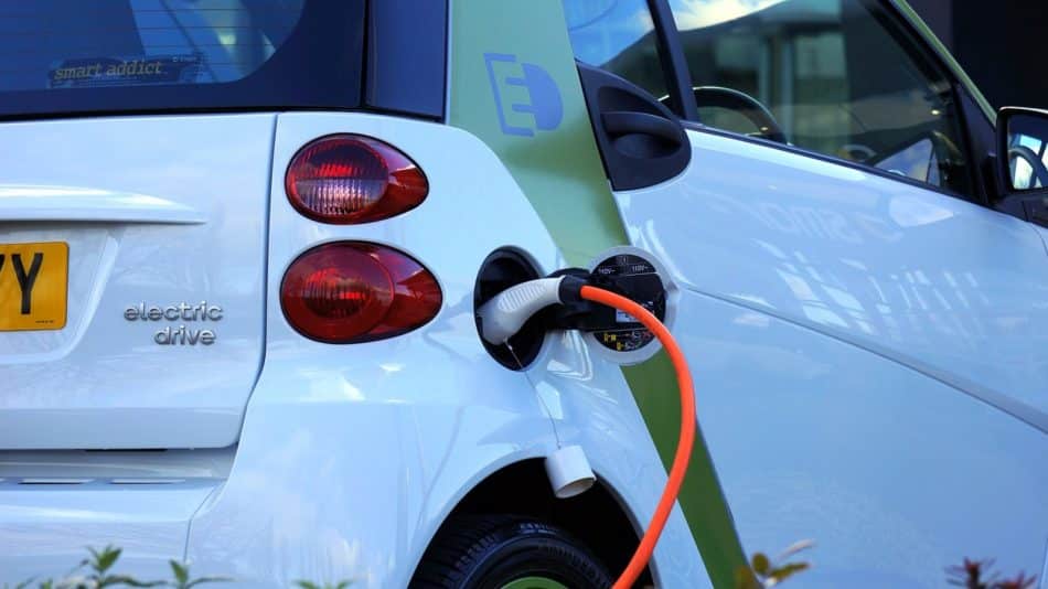 Quels sont les avantages d'acheter une voiture électrique ?