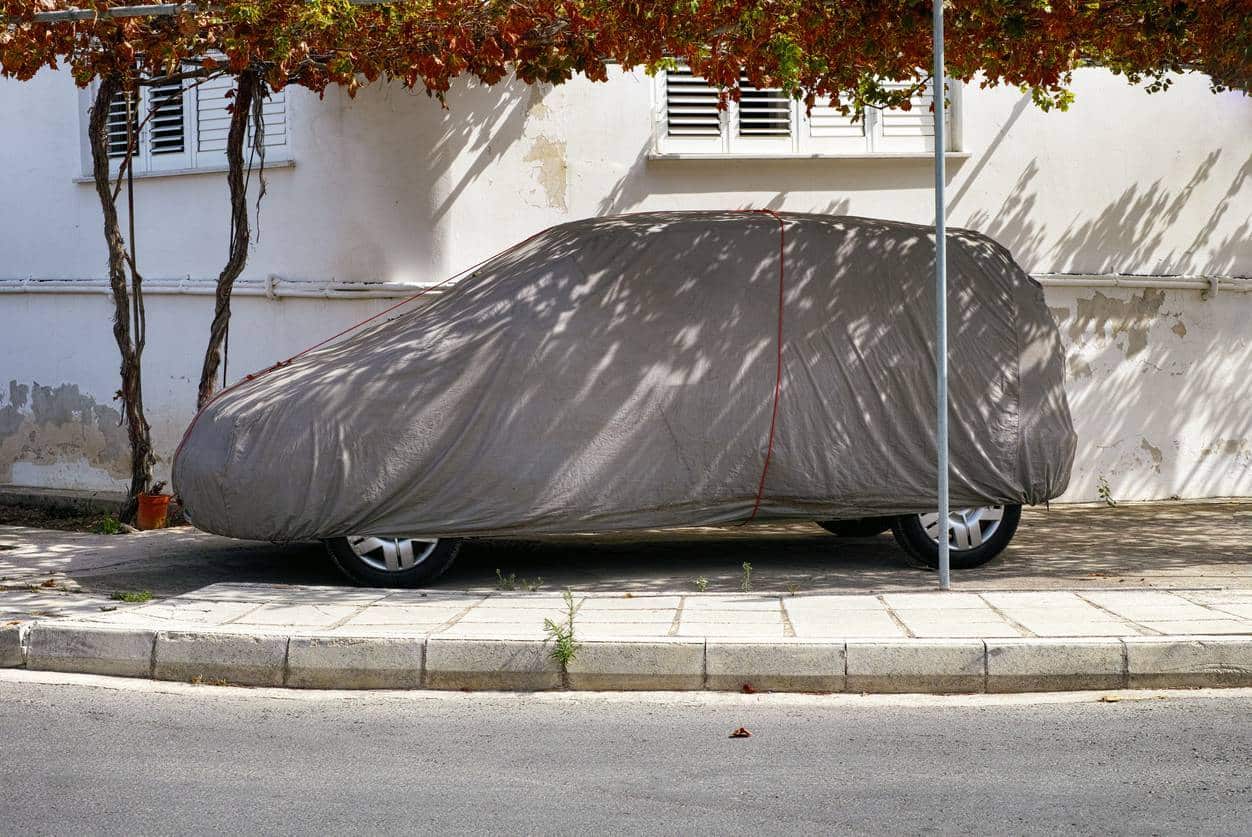 housse de voiture pour protéger la carrosserie